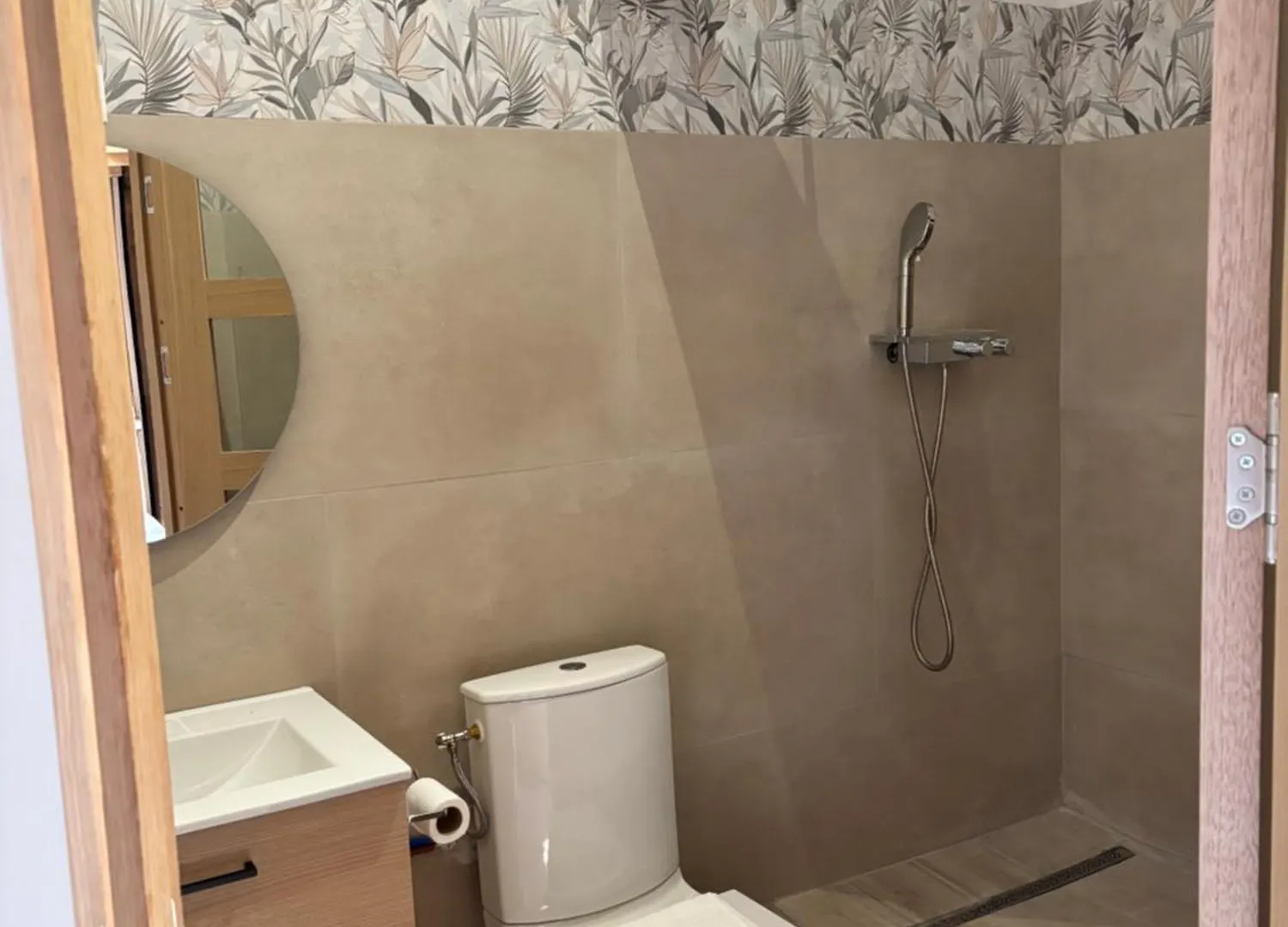 La Tour De Coron Hotel Belley France